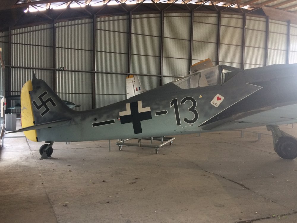 FockeWulf-Fw190type-A8 - 29 sur 44.jpg