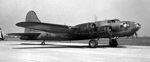 Boeing-B-17-Flying-Fortress--RCAF--Serial-No--9203---18-July-1944---MIKAN-No--3232310.jpg