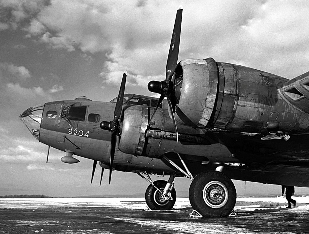 Boeing-B-17-Flying-Fortress-Mk--IIIA--RCAF--Serial-No--9204---cn-8305--No--168-Heavy-Transport-Squad-Rockcliffe--ex-USAAF-B-17F-50-DL--Serial-No--42-3369-.thumb.jpg.17299b7098c3a06c4d699a4c1c9280cc.jpg