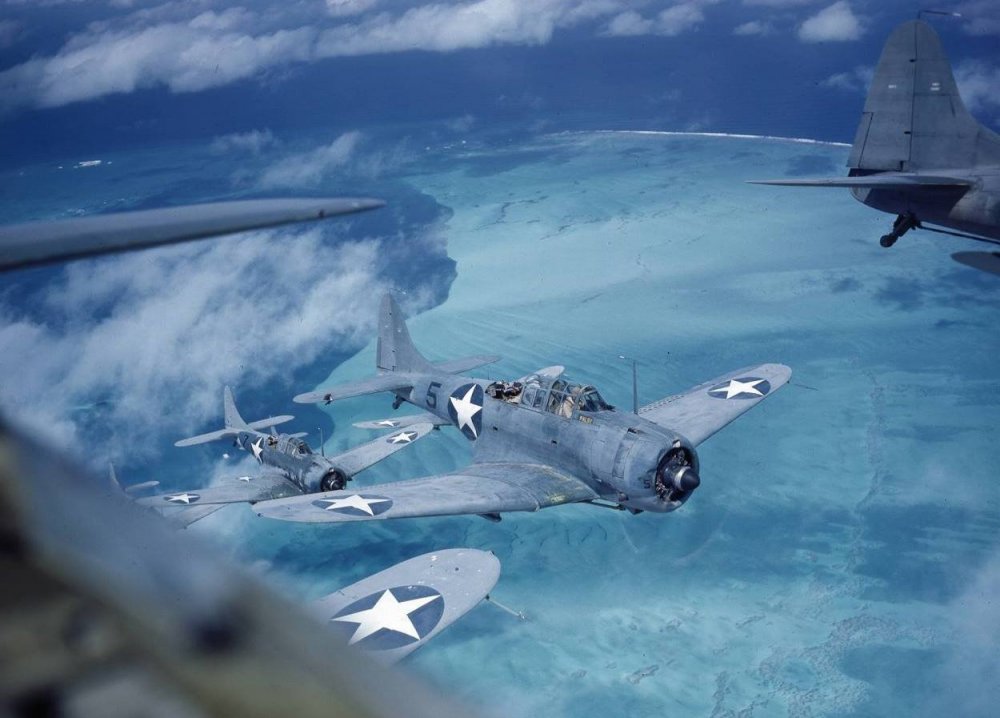 best-military-photos-dauntless-bombers-pacific.thumb.jpg.c7e6df31c7e5f9e34185e1a9a9ed95ca.jpg