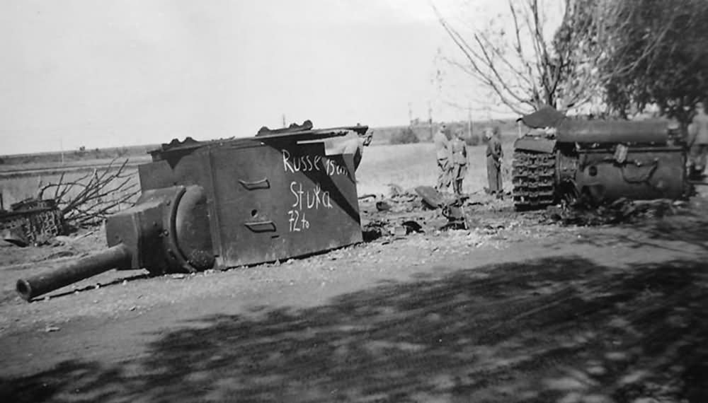 destroyed_soviet_KV-21.jpg.14c9f11ed76d4cfe9d6c79053f3ff7b9.jpg