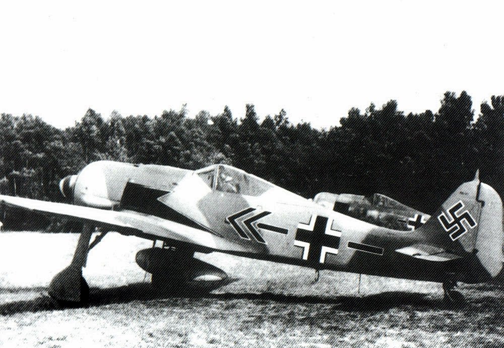 1480675865_Focke-Wulf-Fw-190A8-JG2-((-Kurt-Buhlingen-Hessen-Germany-1944-01.jpg.f66adbe3a930711be923c797aebc04fc.jpg
