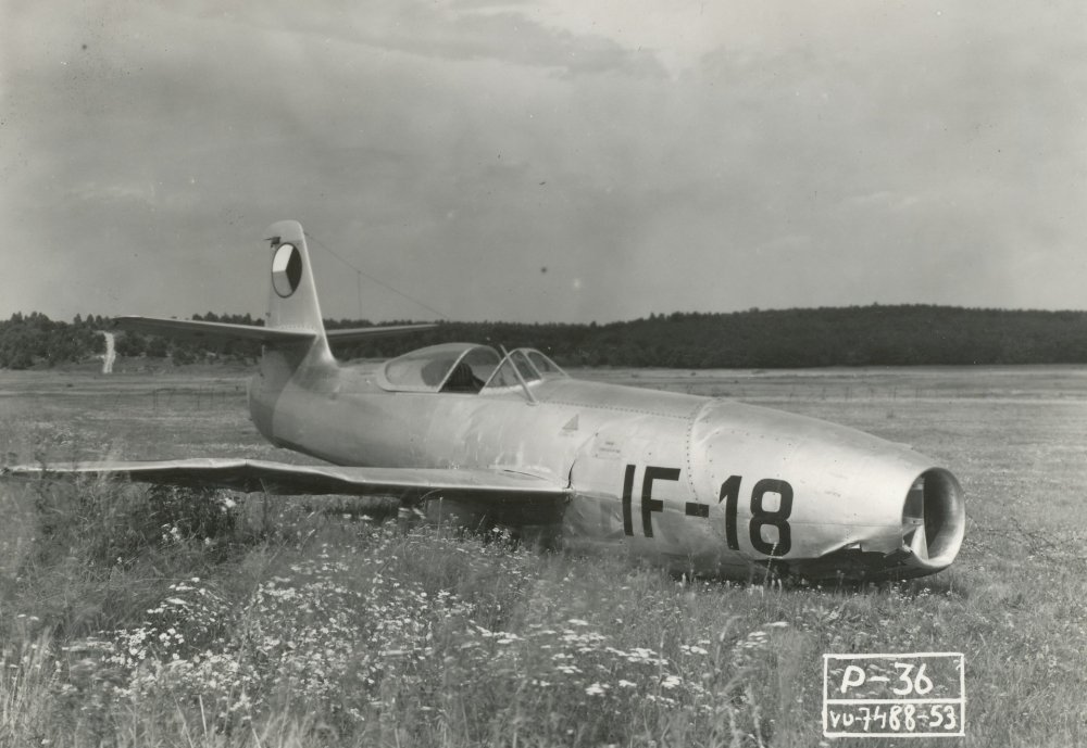 IF-18, havárie, VÚ 7488, 1953, archiv Paličkaaaa.jpeg