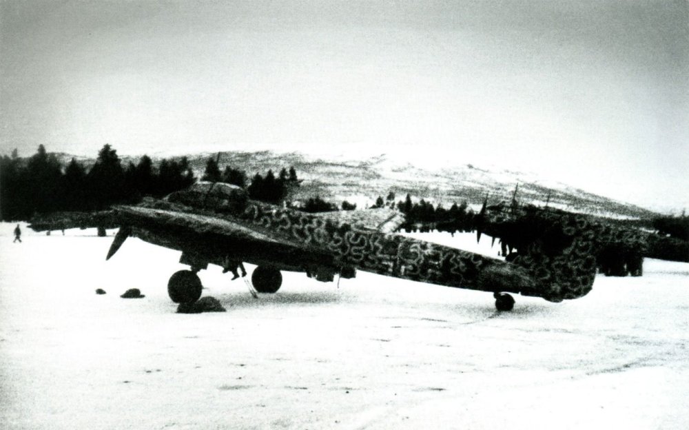 Junkers-Ju-88A17-3.KG26-1H+FL-WNr-2469-Norway-1945-01.jpeg