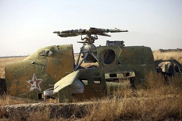 mi-35-attack-helicopter-kunduz-air-field-13025105.jpg.webp.6068261a54fc9105ba0821eff220d9fb.webp