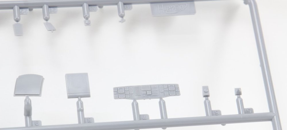 sprue_h_3.thumb.JPG.899c7569a45c7d88ae76e663bdffa16e.JPG